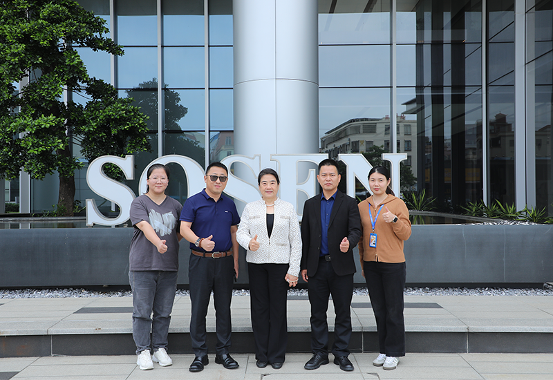 中国照明电器协会向导莅临BB电子游戏股份中山工厂指导事情